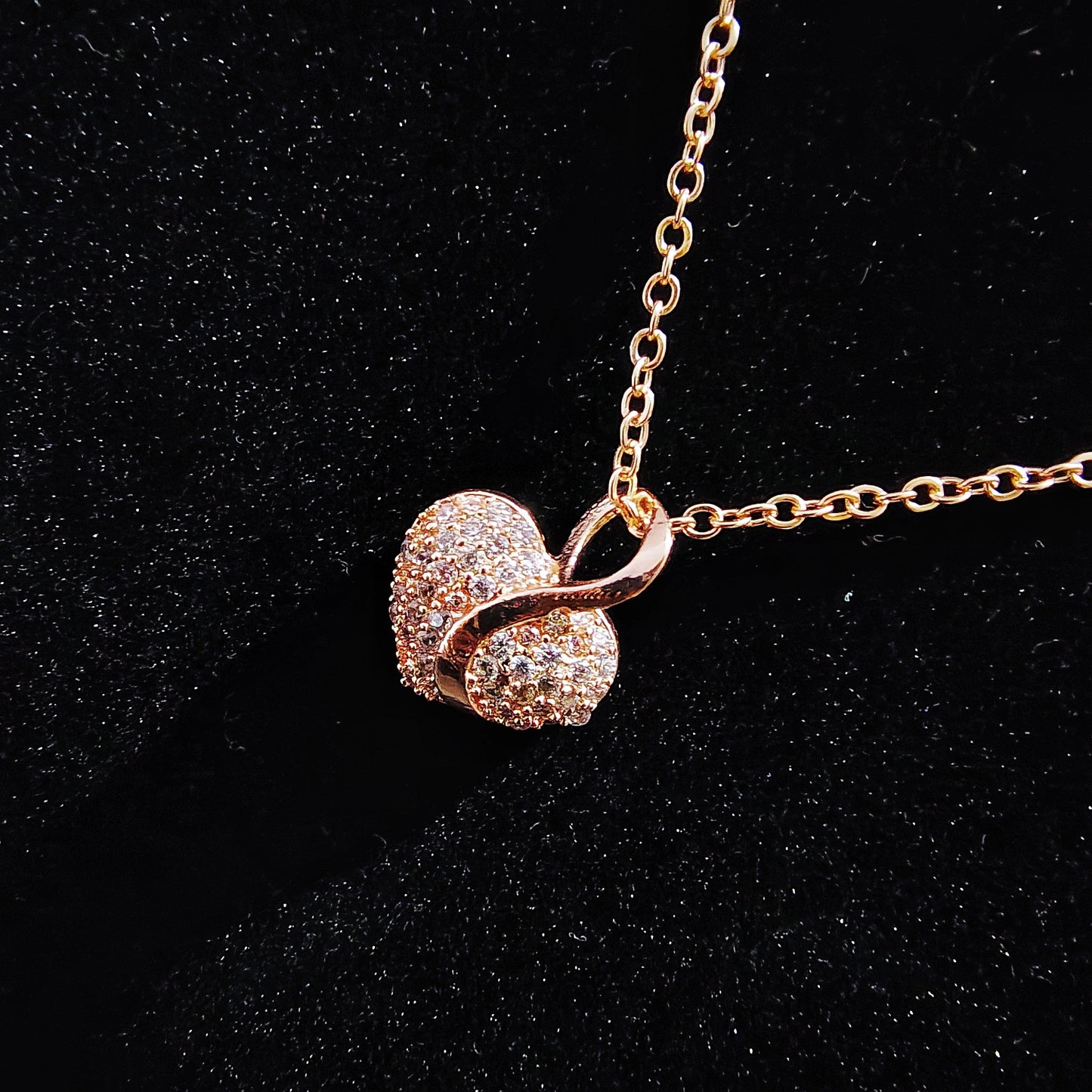 Rose Gold Heart Pendant Necklace
