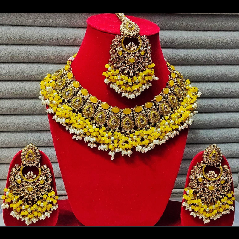 Royal Beaded Kundan Necklace Set