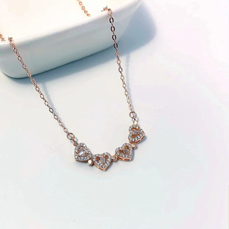 Magnetic Heart Clover Pendant Necklace – 2-in-1 Design