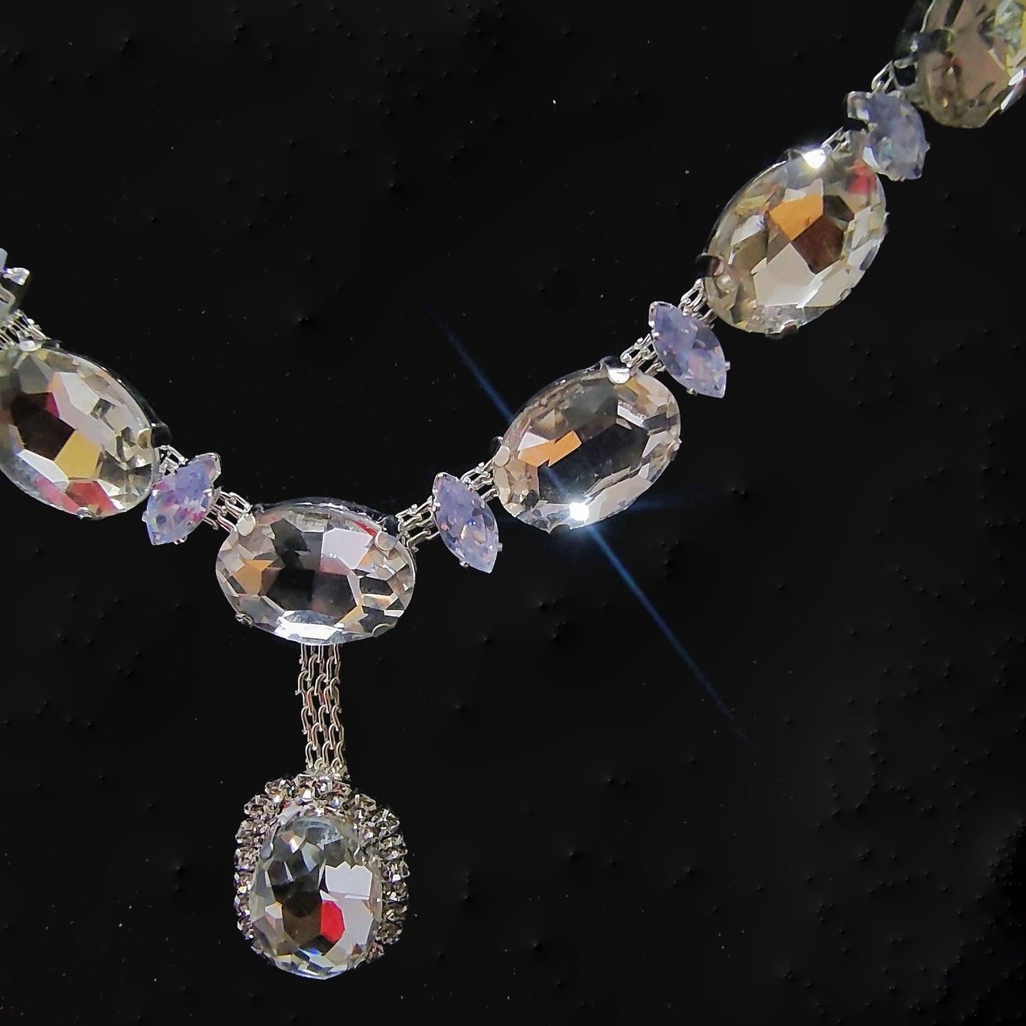 Dazzling Crystal Teardrop Choker Necklace
