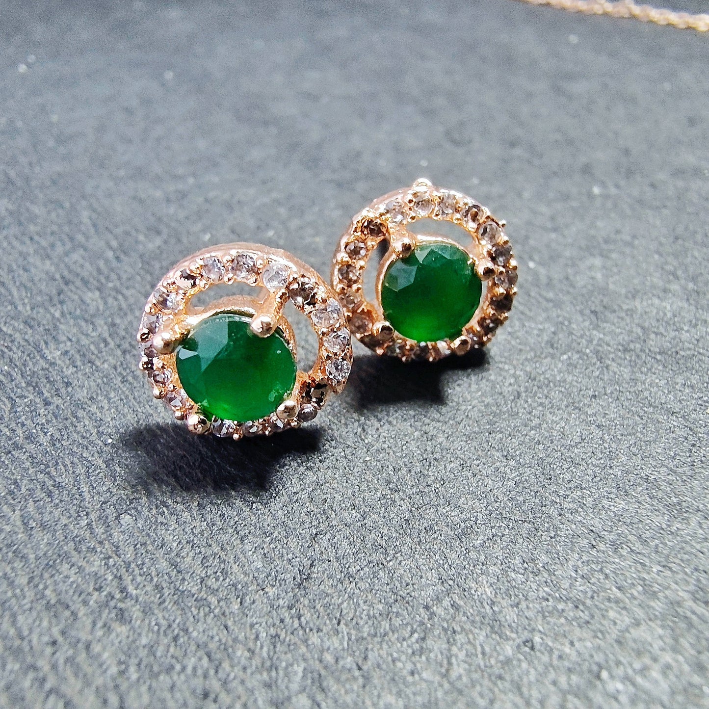 Emerald Green Stone Necklace & Stud Earrings Set