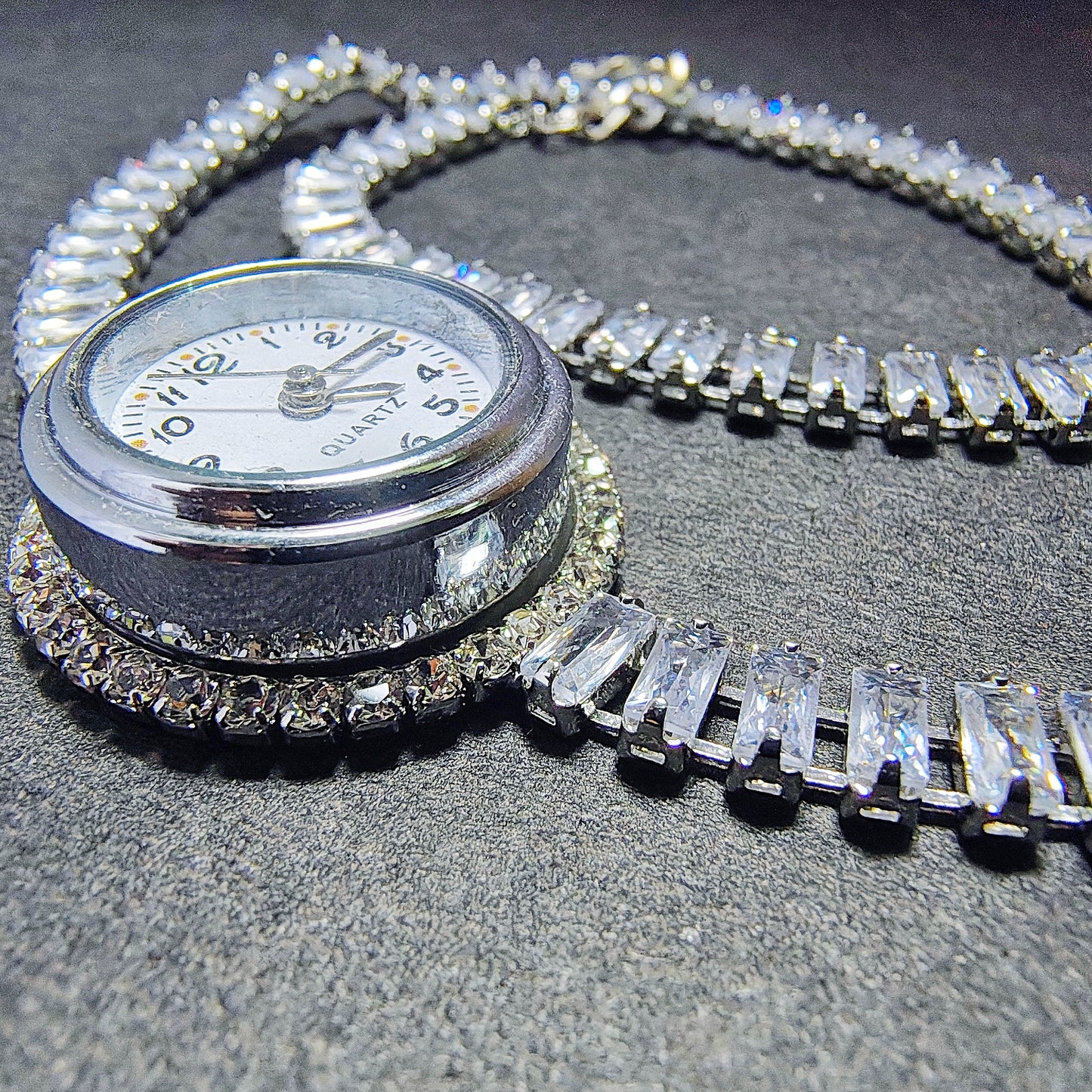 Crystal Strap Quartz Bracelet Watch