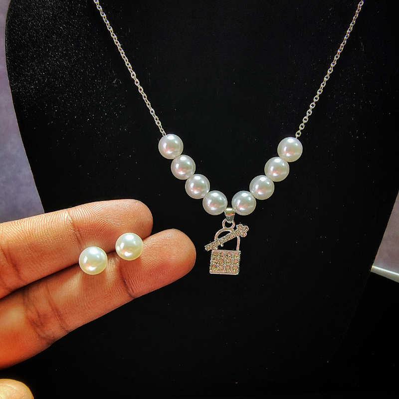 Classic Pearl Choker with Crystal Lock Pendant & Stud Earrings