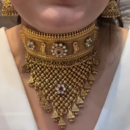 V Shape Jaal Design Choker
